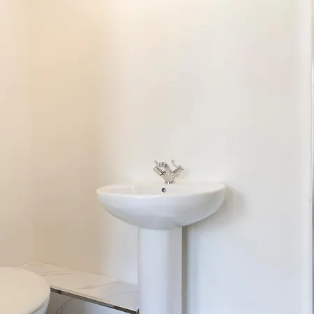 Gæstehus #4 - Location - Private Ensuite, Smart Tv, Fast Wifi And Free Parking - By Yoko